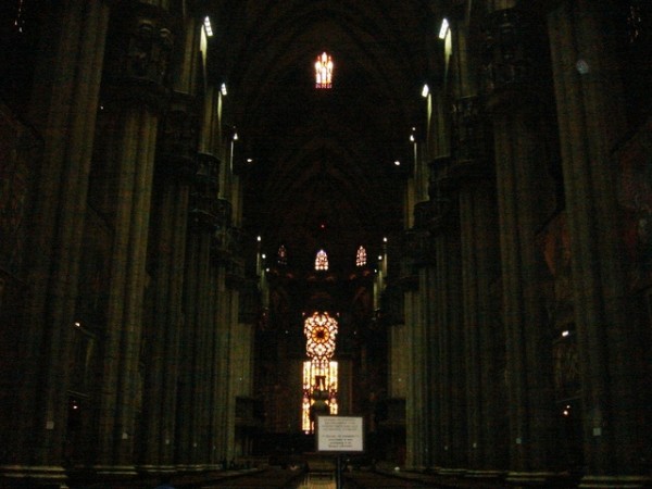 食完入Duomo入面      