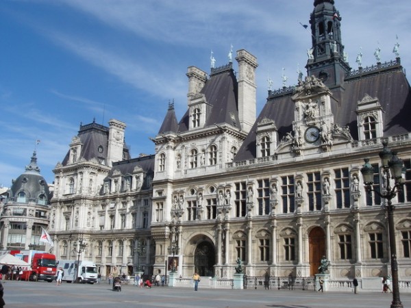 Hotel de Ville (Town Hall) 