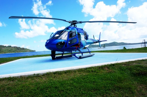 直升機環島 